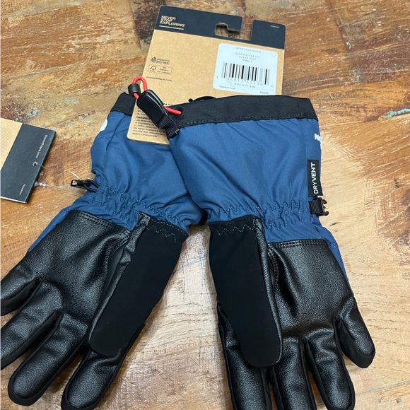 North Face Youth Montana Ski Gloves-NWT - Picture 3 of 6